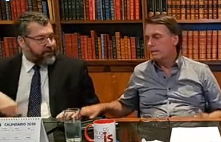 Jair Bolsonaro com Ernesto Araújo