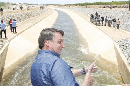 Bolsonaro abertura comportas