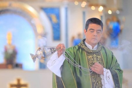 Padre Robson de Oliveira