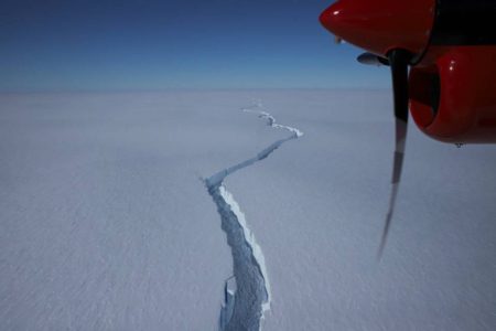Iceberg se desprende na Antártida
