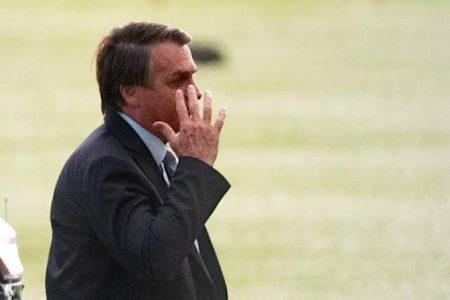 Bolsonaro com apoiadores