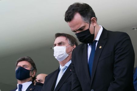 Pacheco ao lado de Jair Bolsonaro