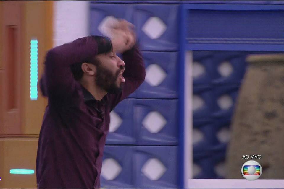 Gil surta no BBB21