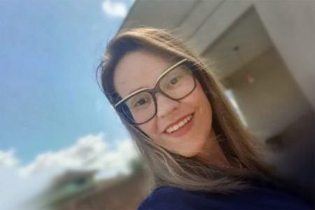 Escoriações e costelas quebradas: tratado como suicídio, caso de médica morta no DF deve sofrer reviravolta