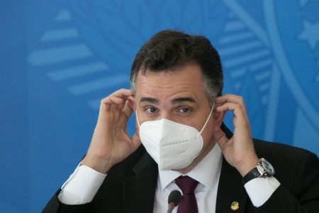 Coletiva de imprensa do comitê de combate a covid no plácio do planalto Rodrigo pacheco senado presidente