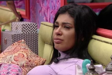 Pocah chora no BBB
