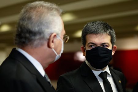 Senadores Renan Calheiros e Randolfe Rodrigues