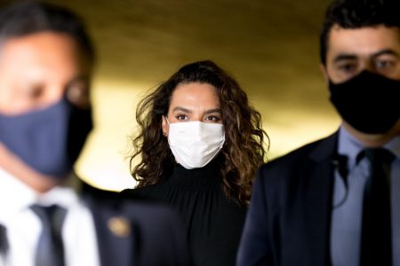 Luana Araújo chega ao Senado