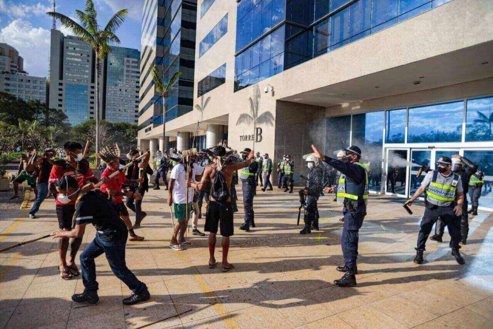 Manifestação indígenas Funai