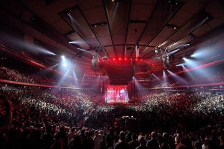 Show do Foo Fighters para 20 mil pessoas vacinadas no Madison Square em NY