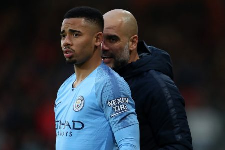 Gabriel Jesus e Pep Guardiola