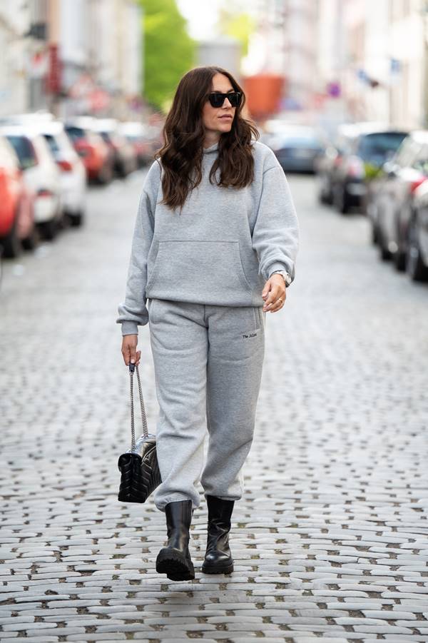 Conjunto de moletom no street style