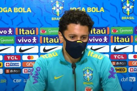 Marquinhos na coletiva