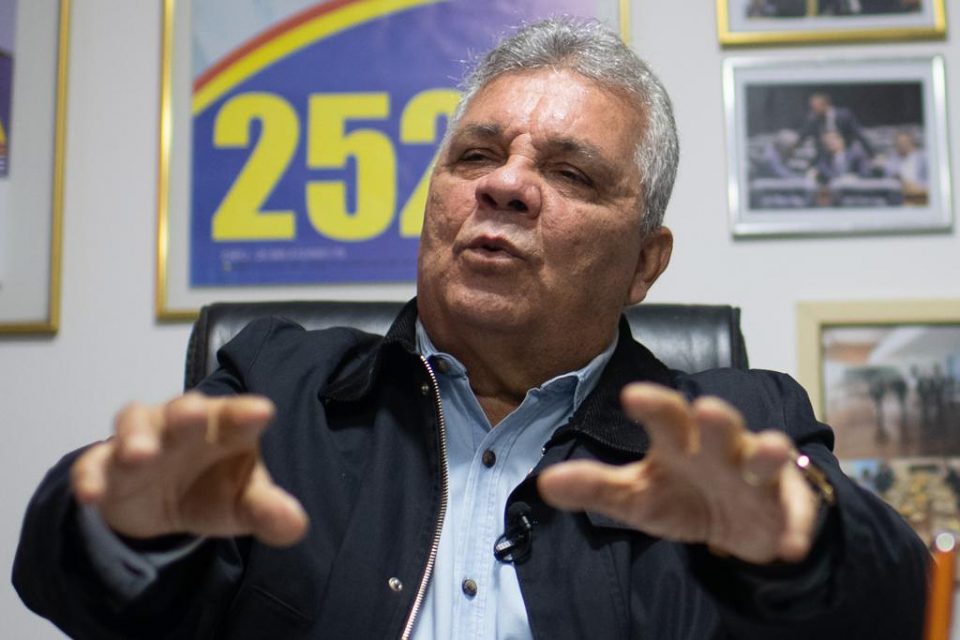 Entrevista com Alberto Fraga