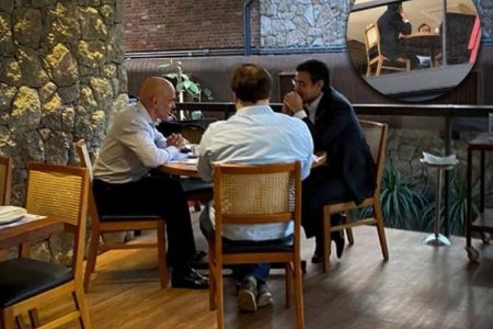 Rodrigo Maia, Alexandre de Moraes e Rodrigo Garcia se reúnem em SP