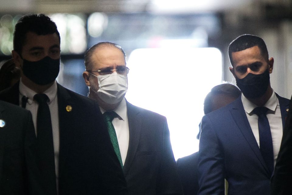 Augusto Aras chega ao senado para ser sabatinado pela CCJ para recondução no cargo de PGR 1
