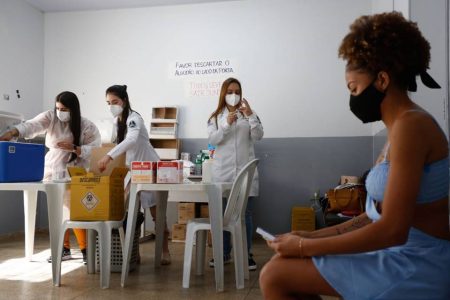 vacinação em goiás contra a covid-19