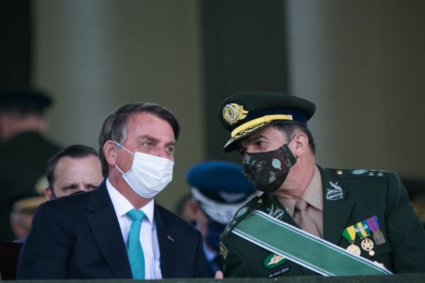 Cerimônia de comemoração do dia do soldado no Quartel General do Exército agenda bolsonaro militares 1