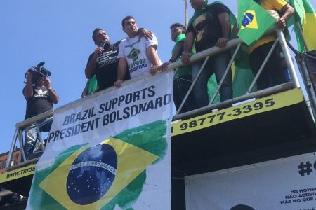 Deputado federal Otoni de Paula participou de manifestação no RJ