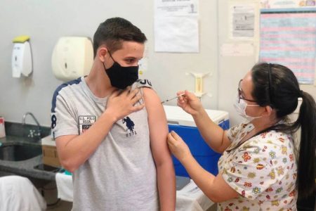 goias vacinação adolescentes covid