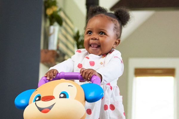 Bebê brincando