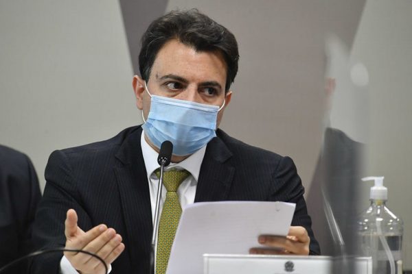 Otávio Fakhoury depõe à CPI