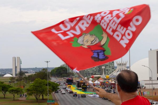 protesto contra o governo bolsonaro no eixo monumemtal em brasilia 1
