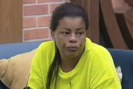 Tati Quebra Barraco em A Fazenda 13