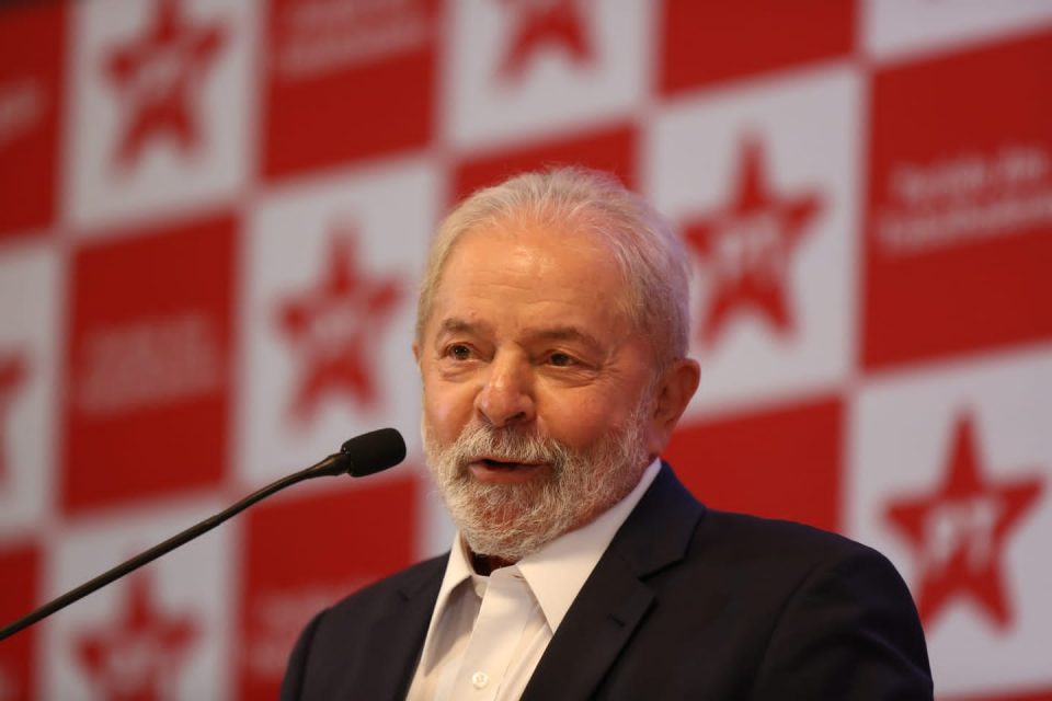 Lula em coletiva em Brasília