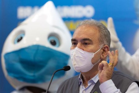 ministro da Saúde, Marcelo Queiroga, me coletiva de imprensa de apresentação do cronograma de vacinação da Covid-19 para 2022