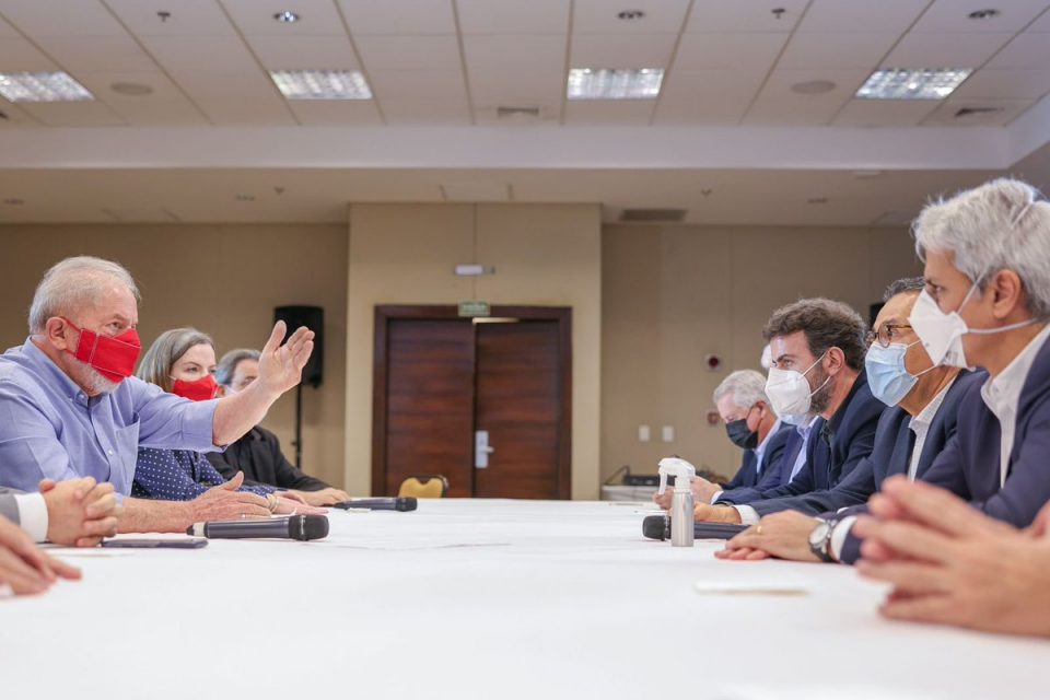 Reunião de Lula e PSB em Brasília