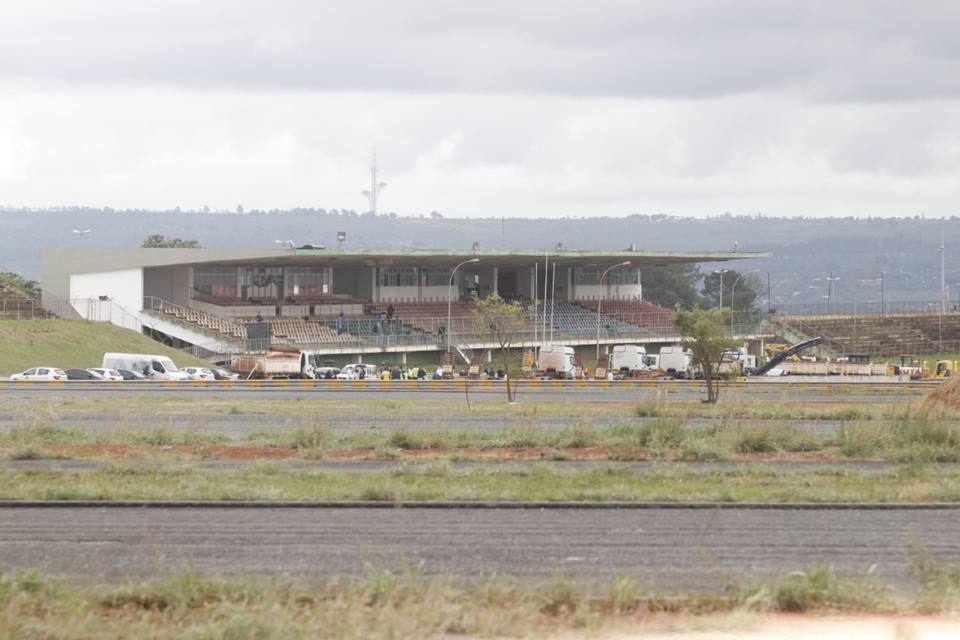 Governador Ibaneis Rocha acompanha o início das obras no autódromo Nelson Piquet