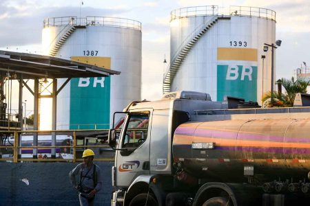 Gasolina - Crise - Petrobras
