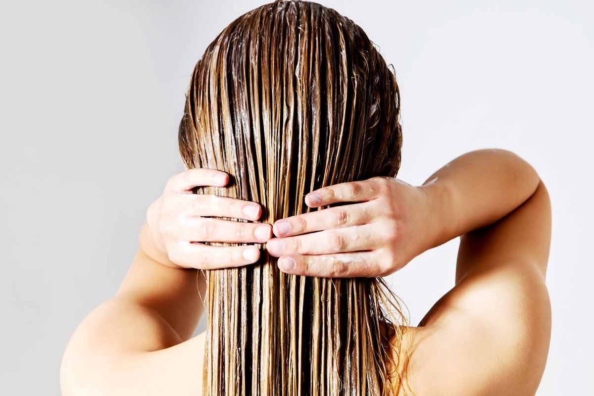 Cabelo - mulher - oleoso