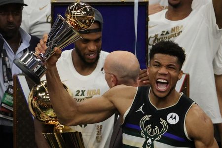 Giannis Antetokounmpo Bucks