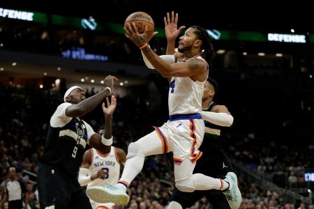 New York Knicks x Milwaukee Bucks