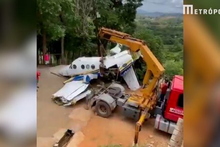 Destroços do avião que caiu com Marília e mais quatro serão analisados no Rio