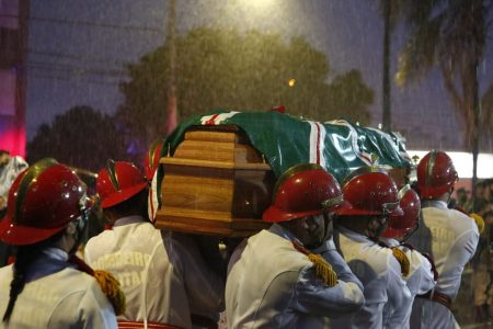 Iris Rezende cortejo enterro morte