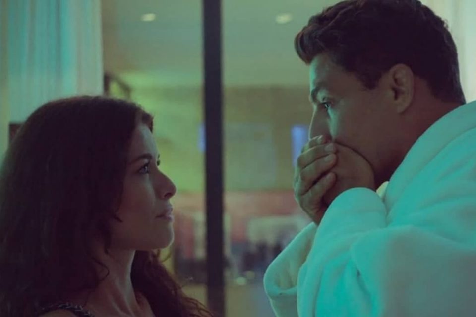 Cauã Reymond e Alinne Moraes em Um Lugar ao Sol
