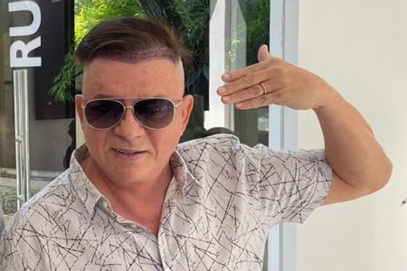 Chitãozinho mostra novo cabelo