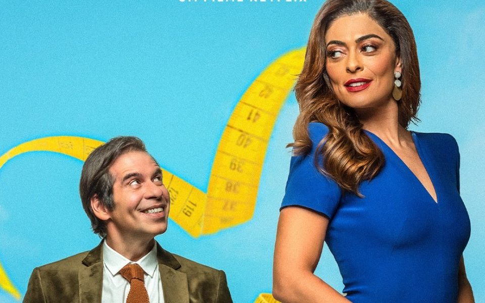 Juliana Paes e Leandro Hassum em Amor Sem Medida, da Netflix