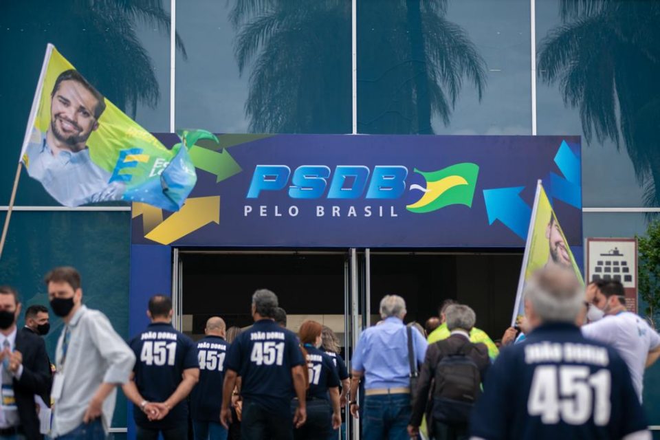 Militantes de Eduardo Leite no PSDB