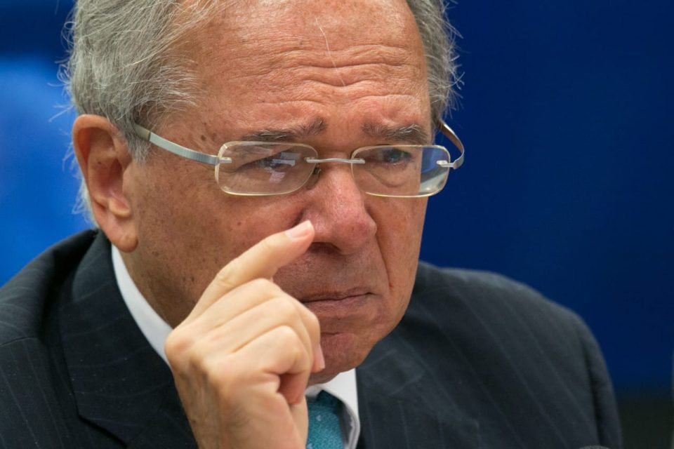 Ministro da Economia, Paulo Guedes, participa de comissão mista na Câmara dos Deputados para explicar dinheiro em offshore