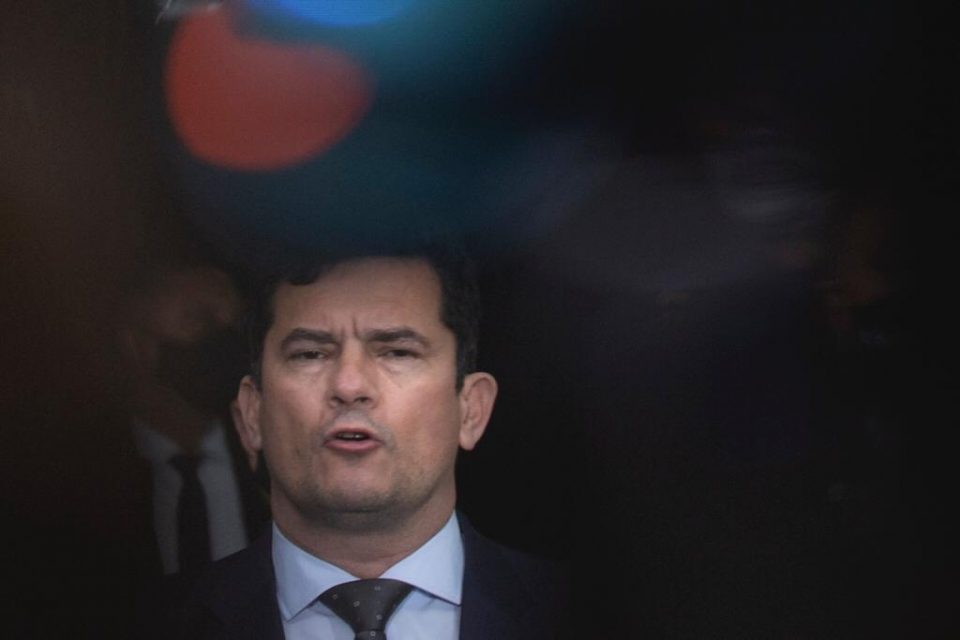 O candidato à presidência Sergio Moro concede coletiva no Senado Federal para apoiar o posicionamento do Podemos a favor dos programas de transferência de renda