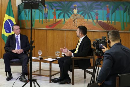 Presidente da República, Jair Bolsonaro durante entrevista para TV Correio da Paraíba