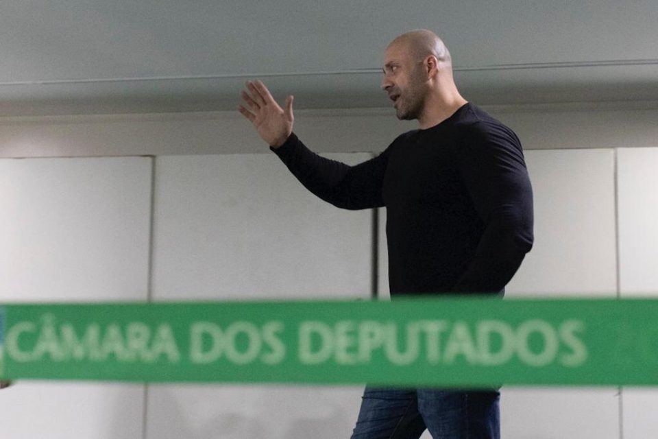 Deputado Daniel Silveira (PSL-RL) retorna pela primeira vez a Câmara dos Deputados após 5 meses preso