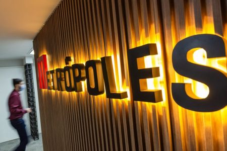 Entrada do Metrópoles, portal de notícias
