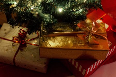 Dúvida no presente de Natal? Perfumes em edições especiais são ideais