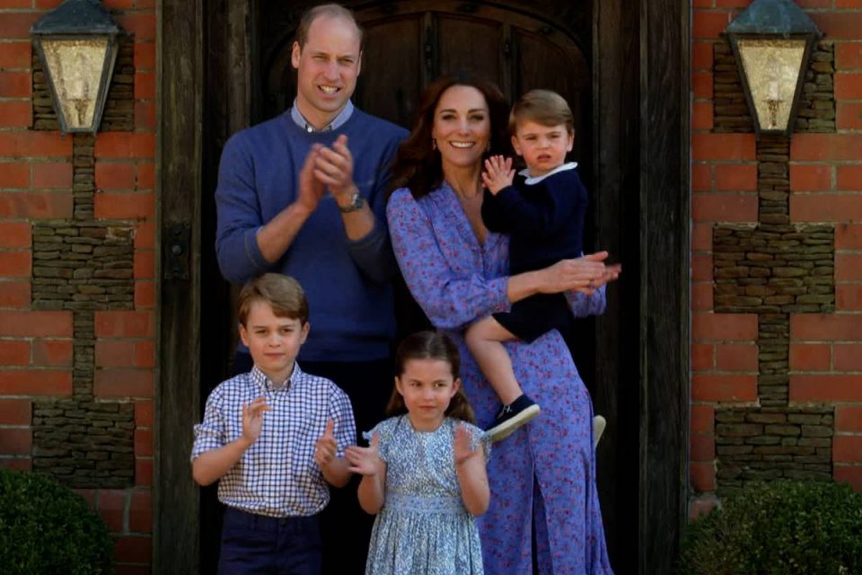 Príncipe William, Kate Middleton, Charlotte, Louis e George