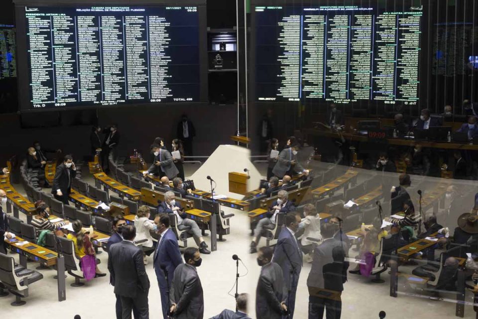 plenario da camara dos deputados votacao